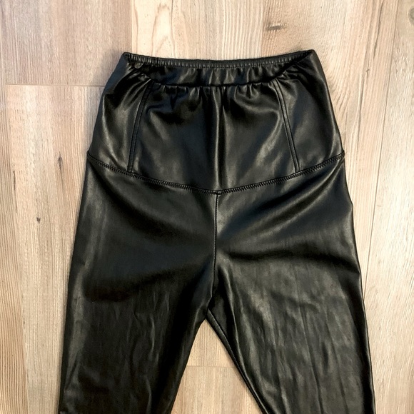 WILFRED Free Daria Leggings - Picture 3 of 4